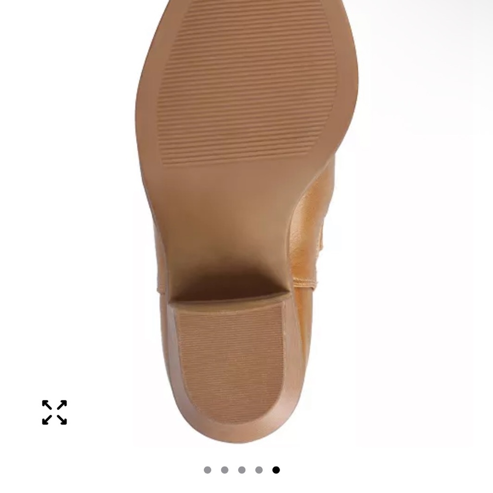 Journee Collection Tan Heeled Boots - Picture 4 of 5